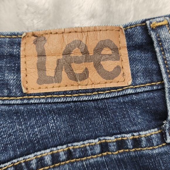 Lee Jeans Womens 18M Blue Dark Wash Mid Rise Capri Stretch Denim Casual Preppy - Picture 6 of 14